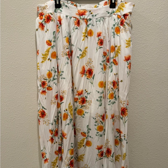 Torrid skirt and top set with pockets - Picture 7 of 7